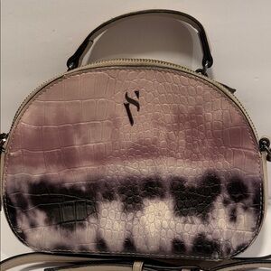 Elegant Two-Tone Croc-Embossed Crossbody Bag